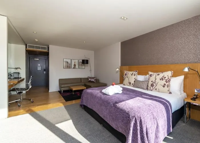 Apex Temple Court Hotel