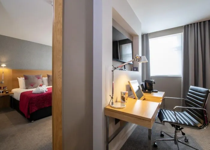Apex Temple Court Hotel